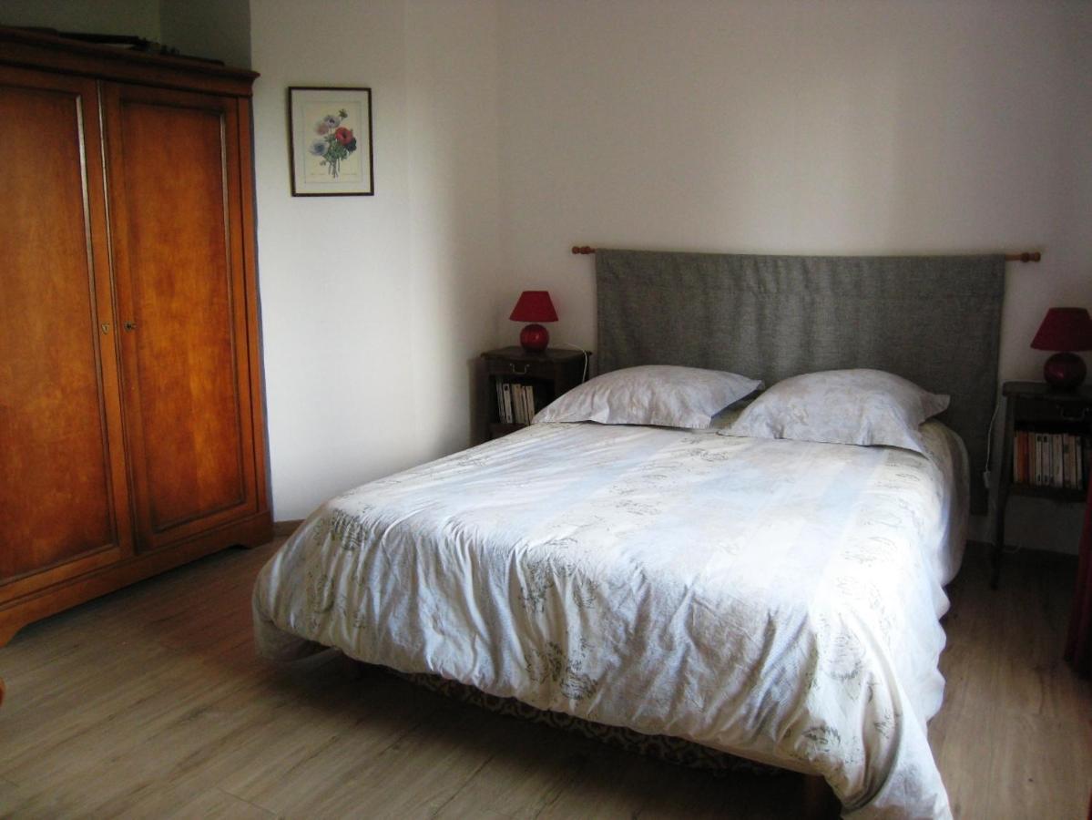 O Pres D'ici D'hotes Bed & Breakfast