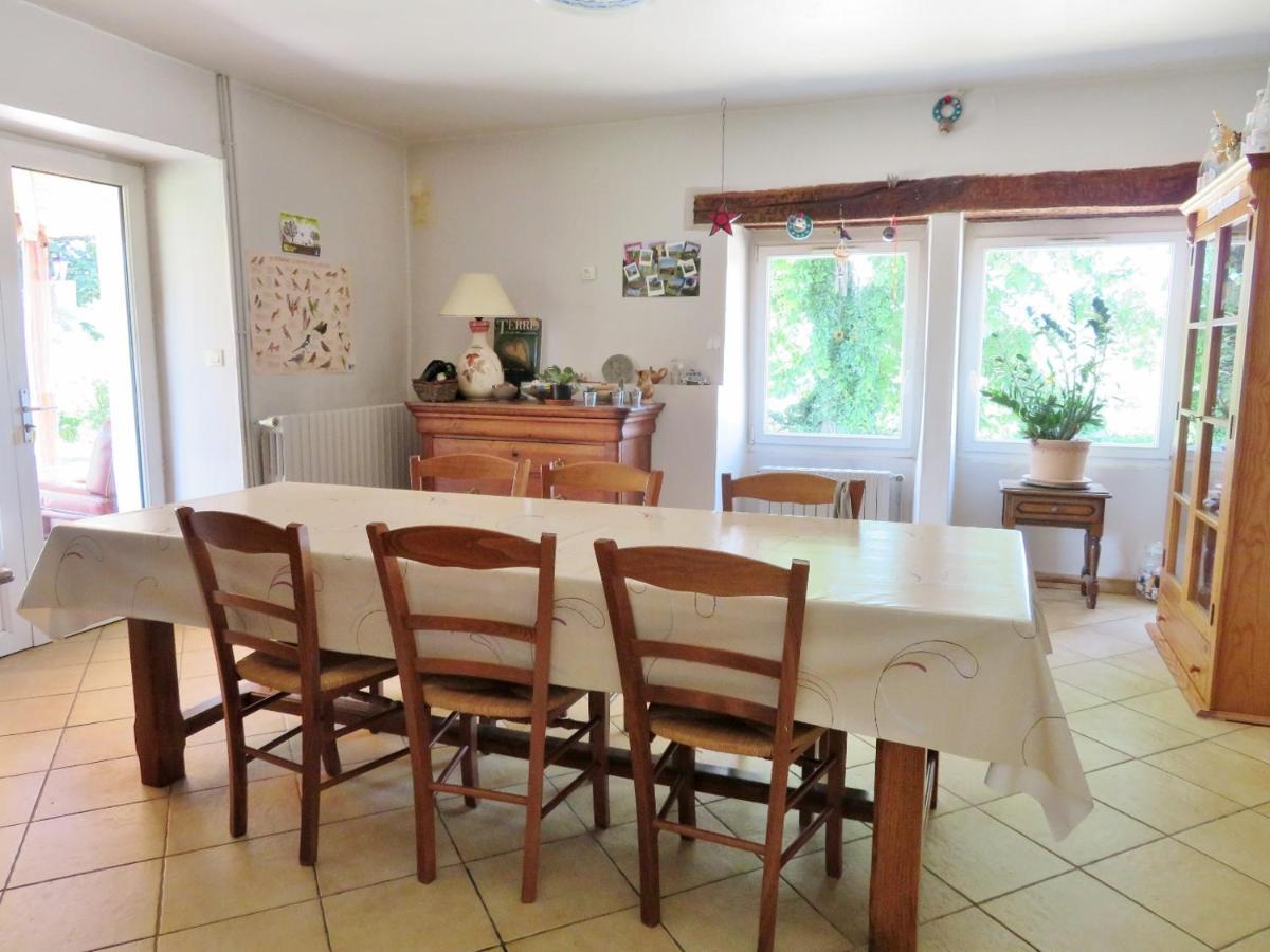 O Pres D'ici D'hotes Bed & Breakfast